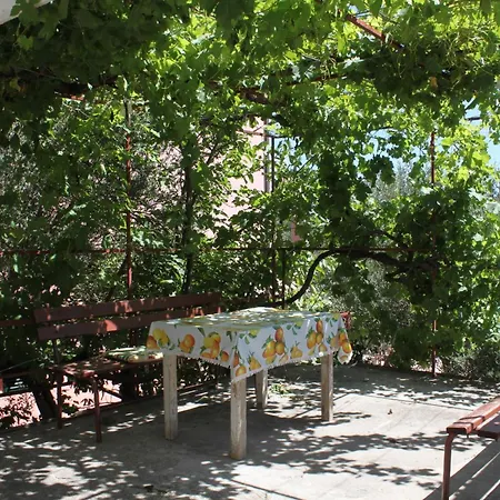 With A Parking Space Tucepi, Makarska - 6775 투체피